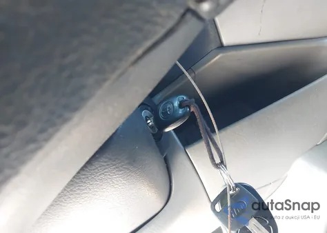 2010 Toyota Tacoma Base V6 из США, поврежденный, VIN 3TMLU4EN0AM045113